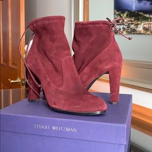 Stuart Weitzman Mitten Ankle Booties in Wine